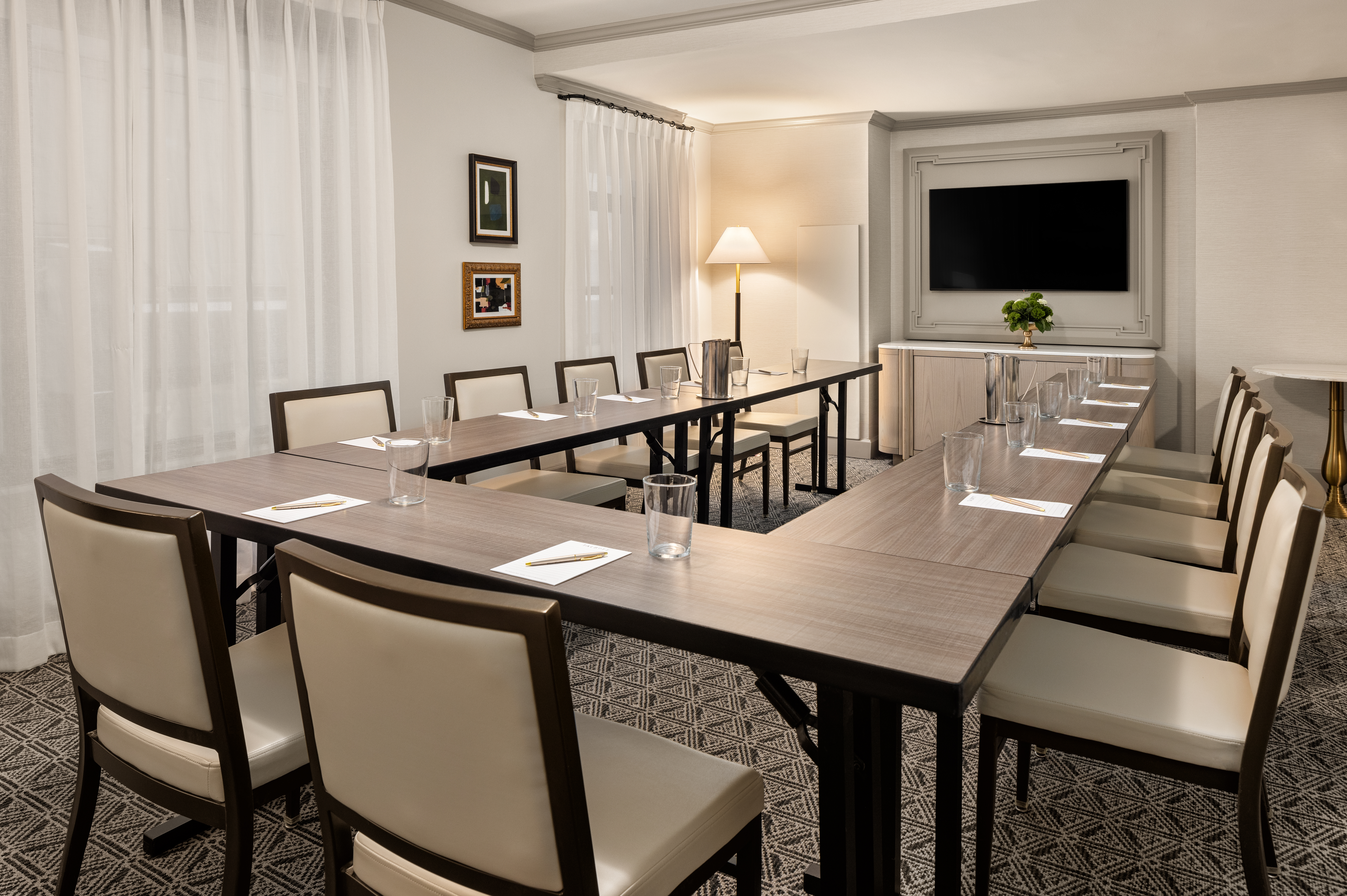 Kruger suite in u-shape